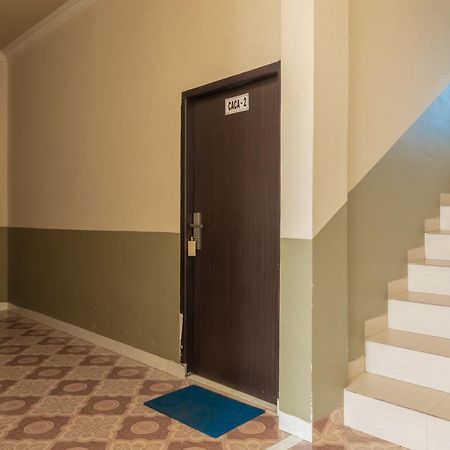Urbanview Hotel Nugraha Palembang By Reddoorz Exterior foto